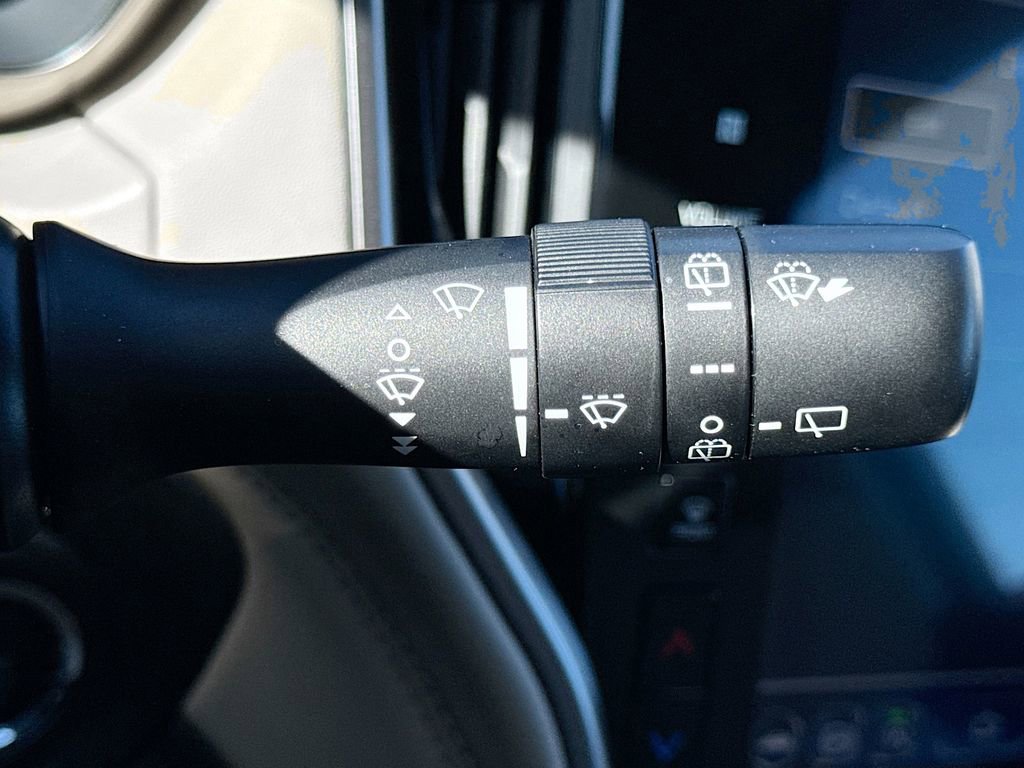 Certified 2025 Subaru Outback Limited image 17