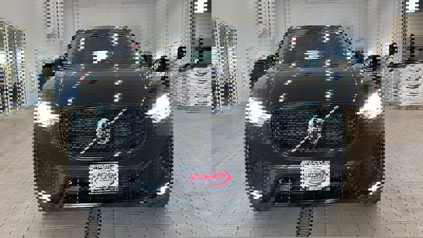 Certified 2023 Volvo XC60 B5 Ultimate w/ Climate Package image 10