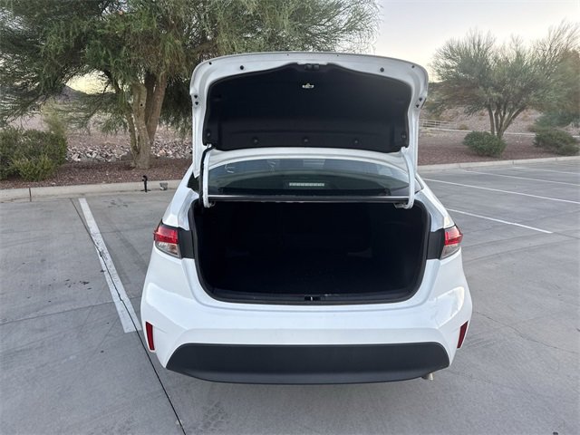 Used 2023 Toyota Corolla LE image 29