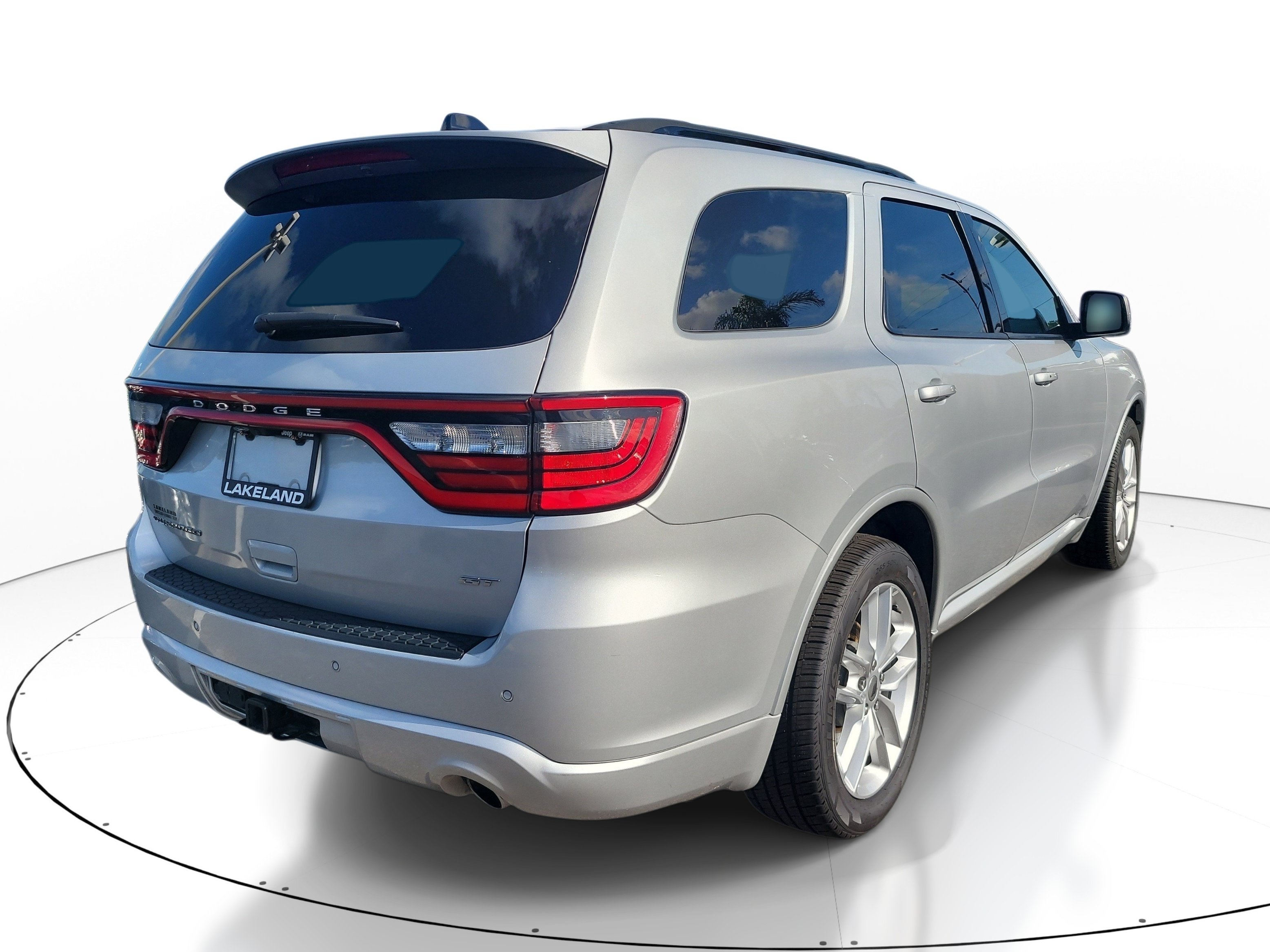 Used 2024 Dodge Durango GT RWD image 4