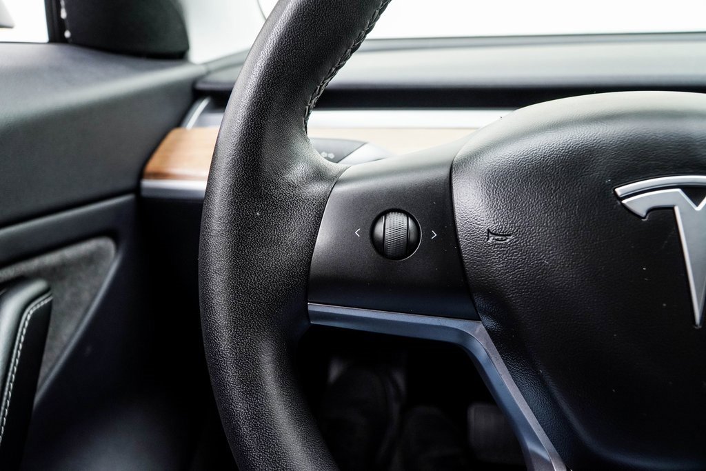 Used 2019 Tesla Model 3 Mid Range image 29