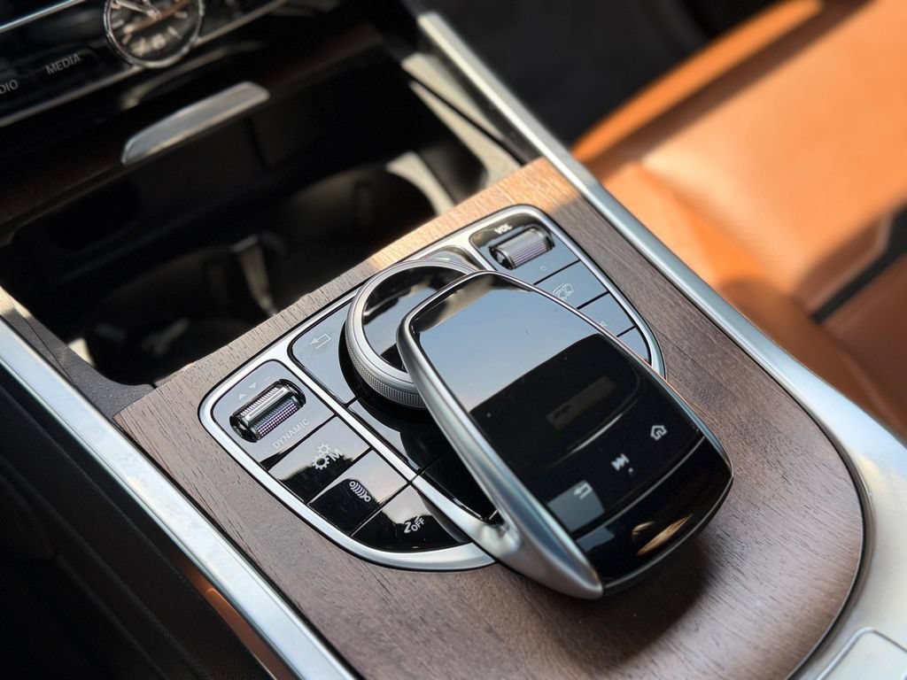 Used 2021 Mercedes-Benz G 63 AMG 4MATIC w/ G Manufaktur Interior Package image 30