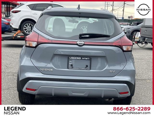 Used 2024 Nissan Kicks SV image 7