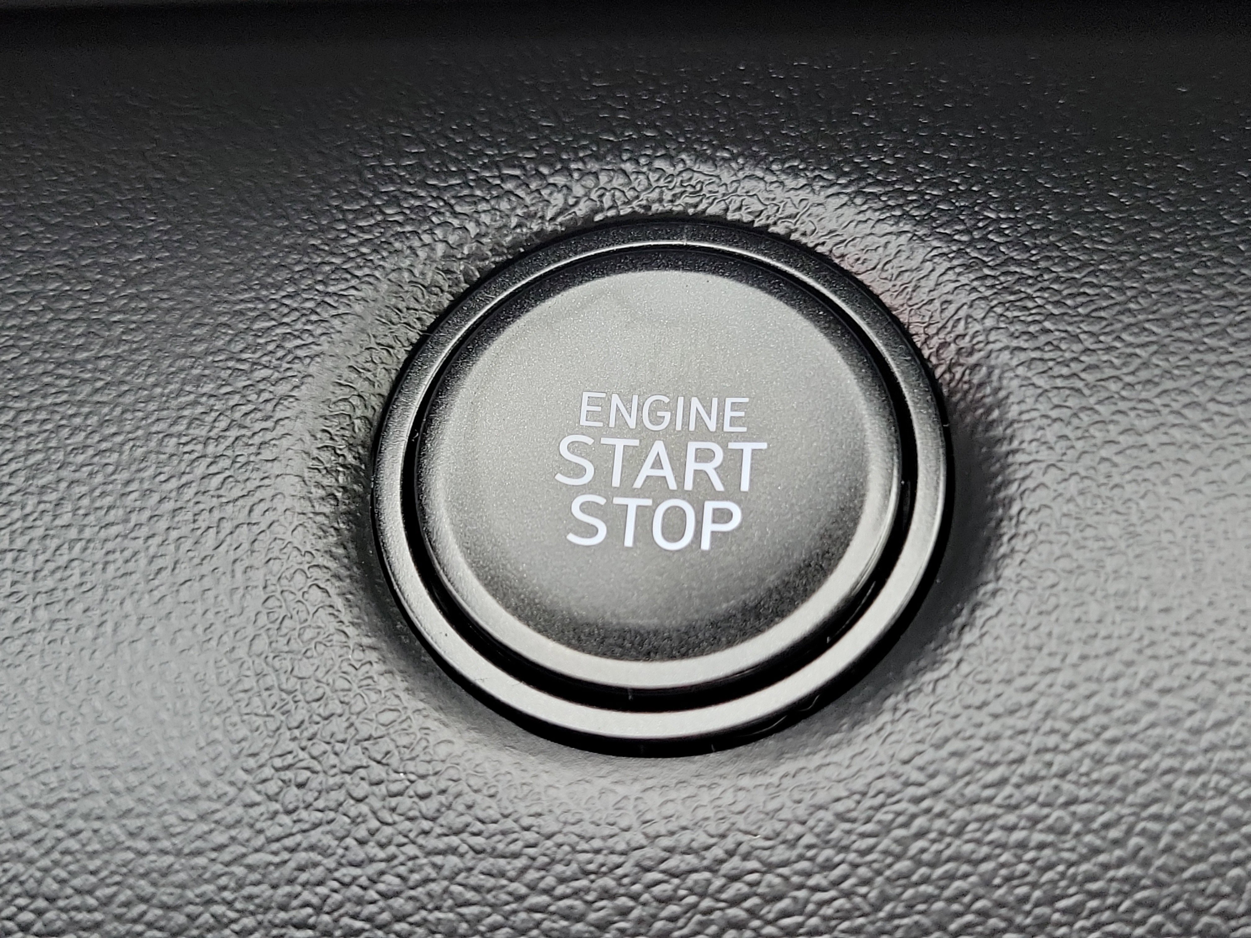 Certified 2025 Hyundai Elantra Sport image 12