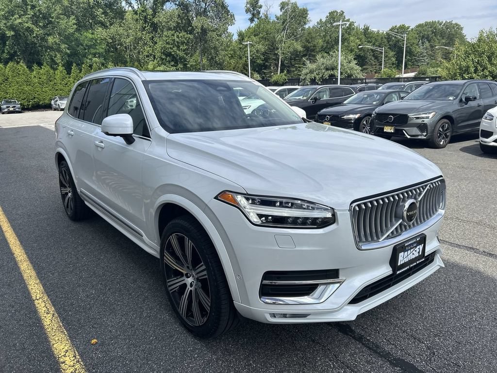 Certified 2023 Volvo XC90 B6 Ultimate w/ Protection Package Premier AWD/4WD image 2