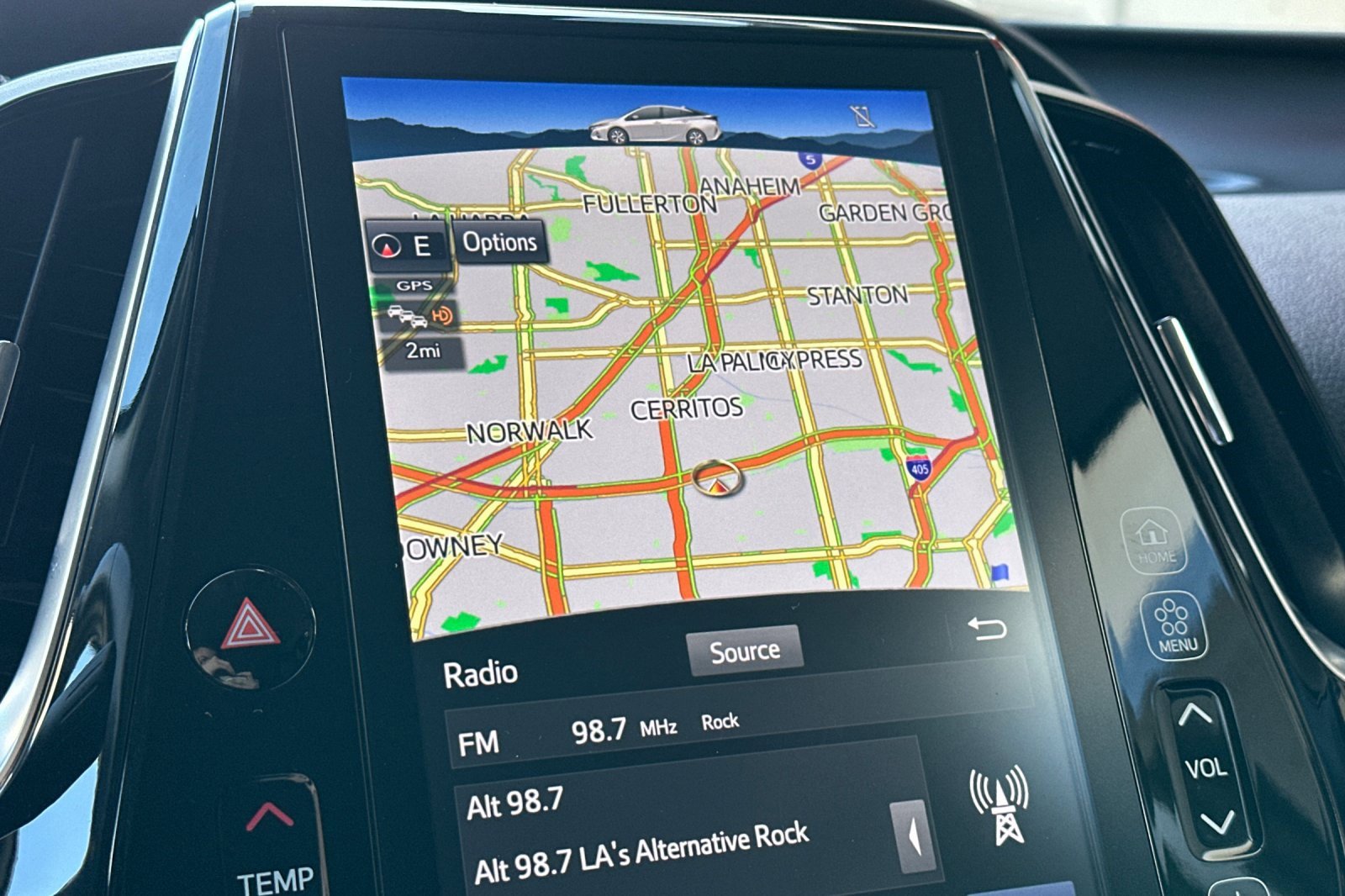 Used 2021 Toyota Prius Prime XLE image 26