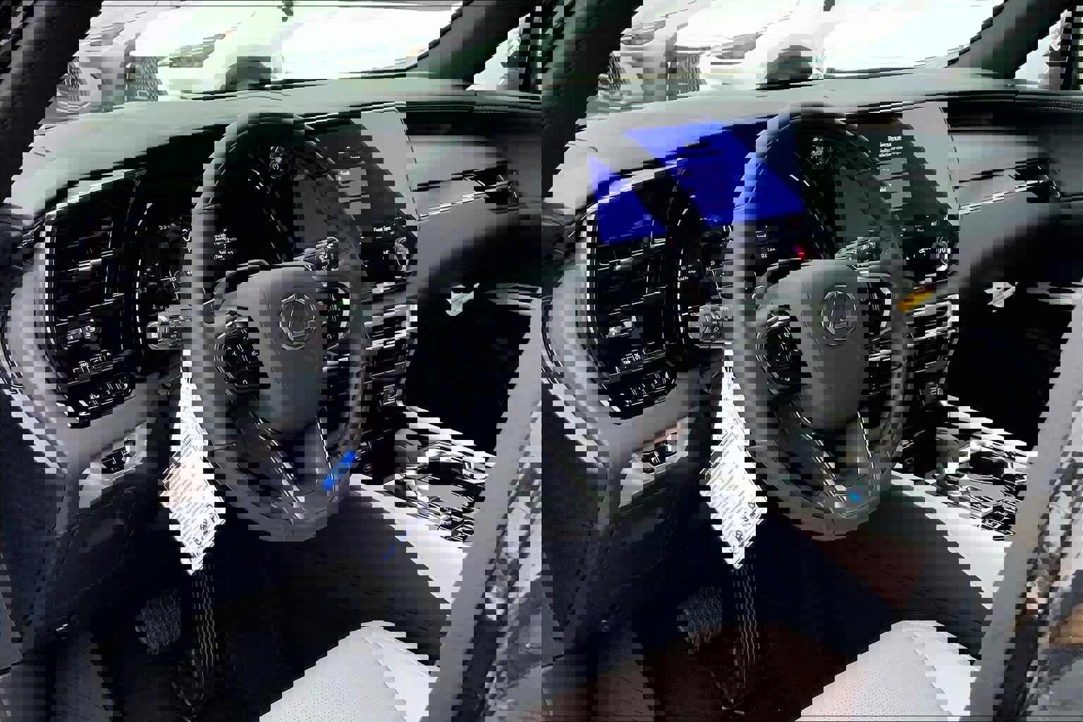 New 2026 Lexus RX 350 image 8