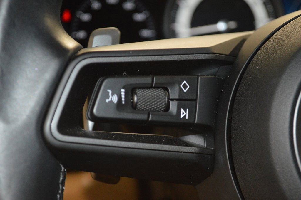 Certified 2020 Porsche 911 Carrera S image 21