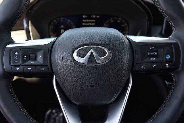 Used 2023 INFINITI QX60 Sensory w/ Vision Package AWD/4WD image 19