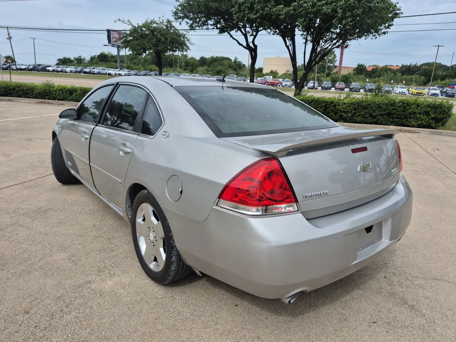 Used 2007 Chevrolet Impala SS w/ Convenience Package FWD image 8