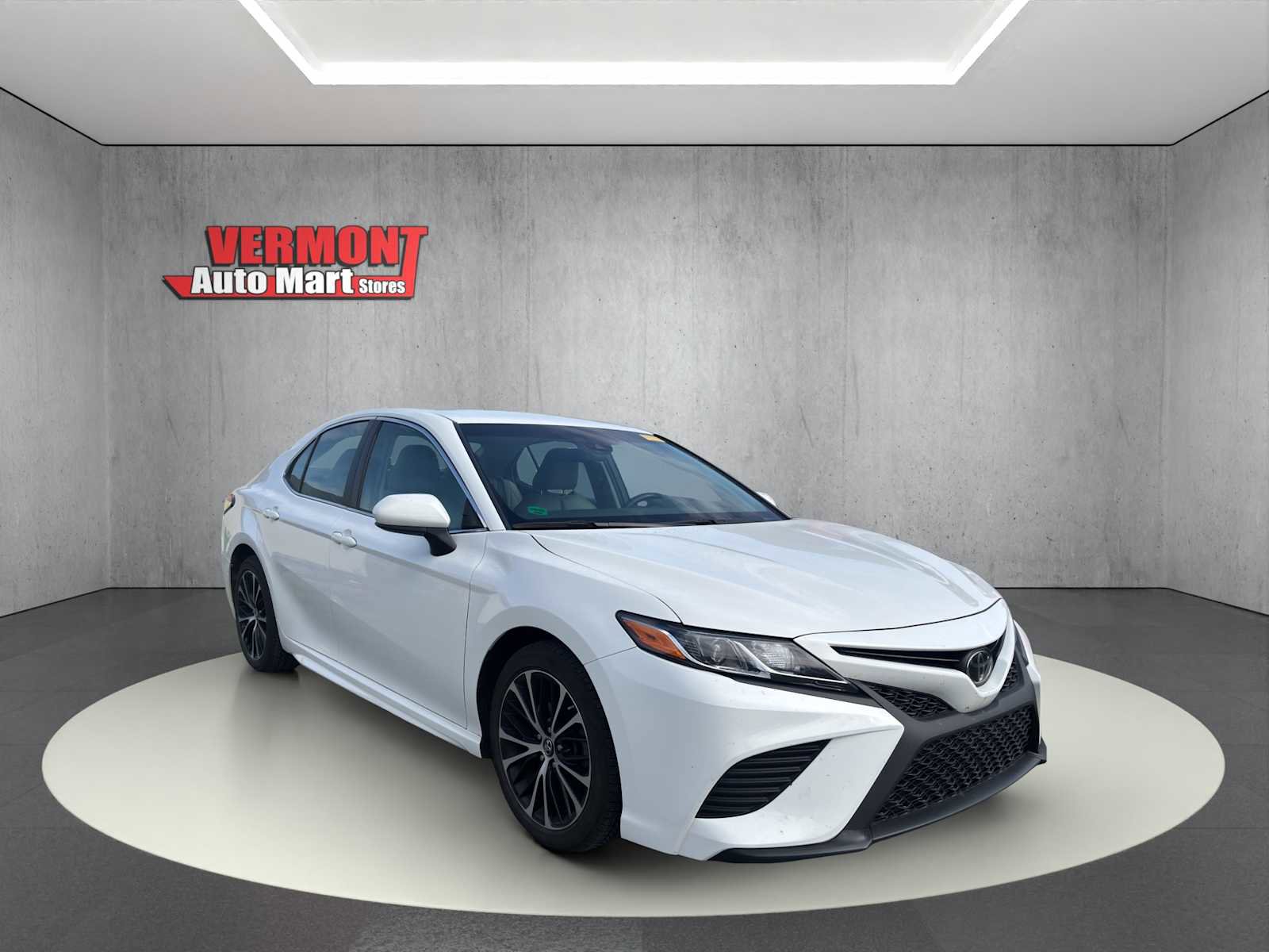 Used 2018 Toyota Camry SE