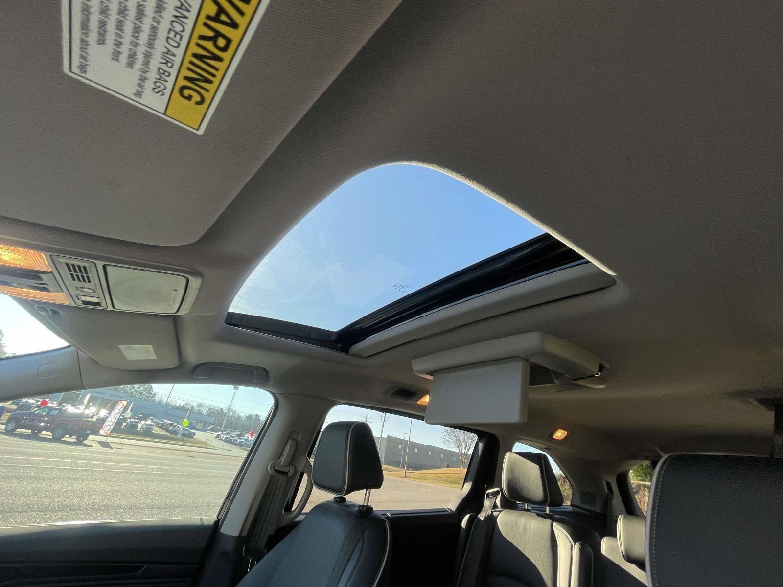 Used 2024 Honda Odyssey Elite video 3