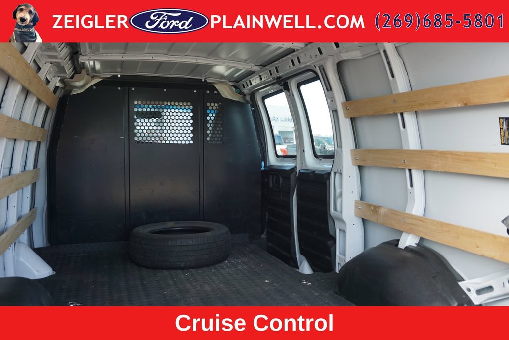 Used 2022 GMC Savana 2500 w/ Driver Convenience Package RWD image 10