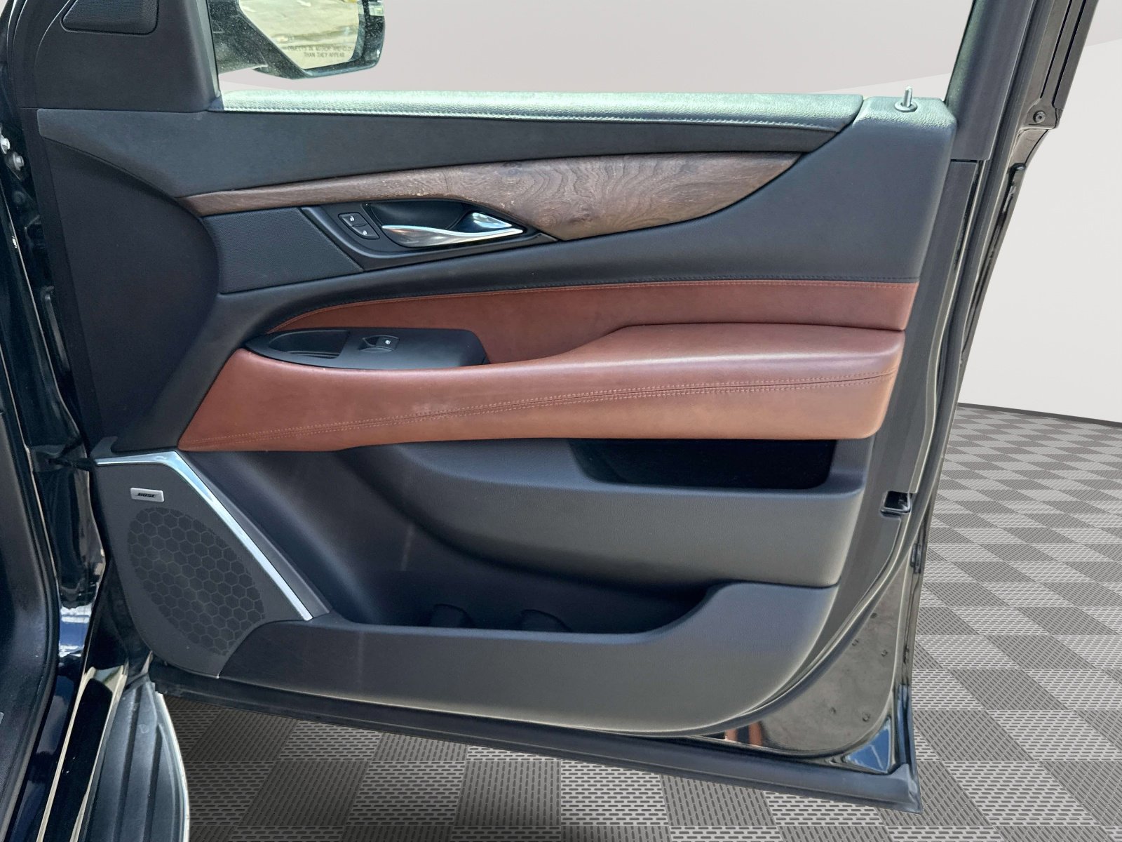 Used 2019 Cadillac Escalade Luxury image 23