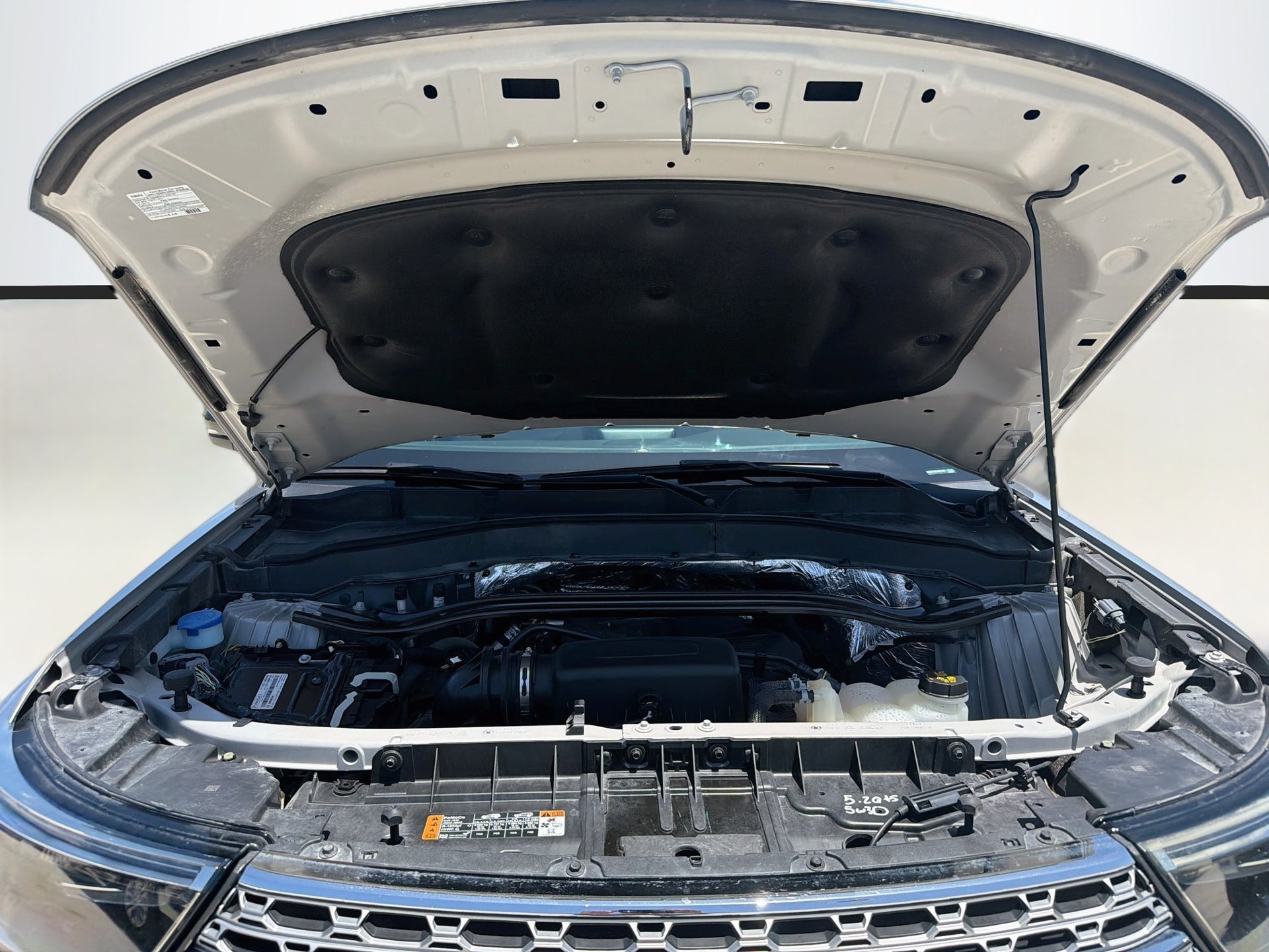Used 2020 Ford Explorer Limited AWD/4WD image 35