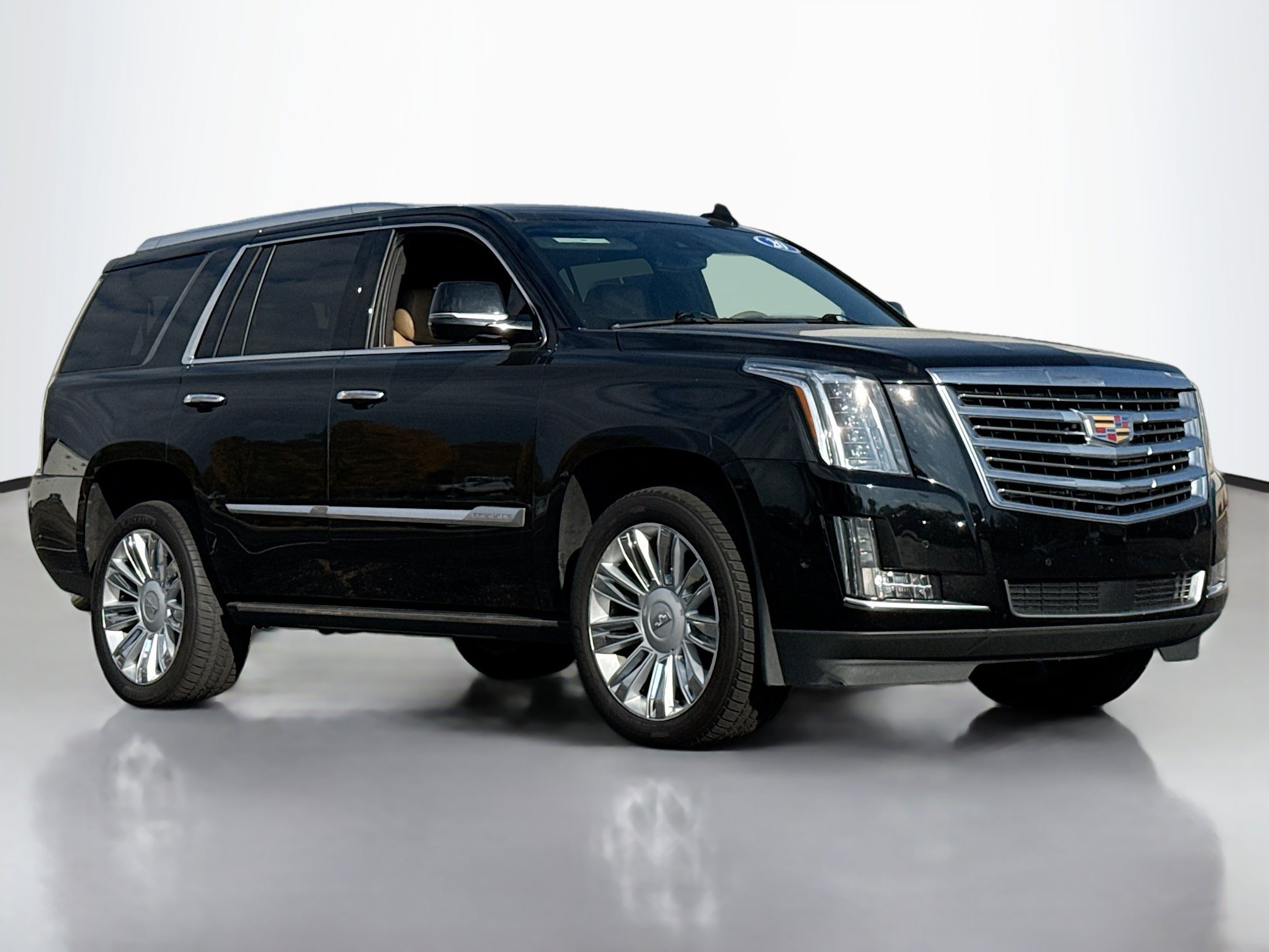 Used 2020 Cadillac Escalade Platinum video 1