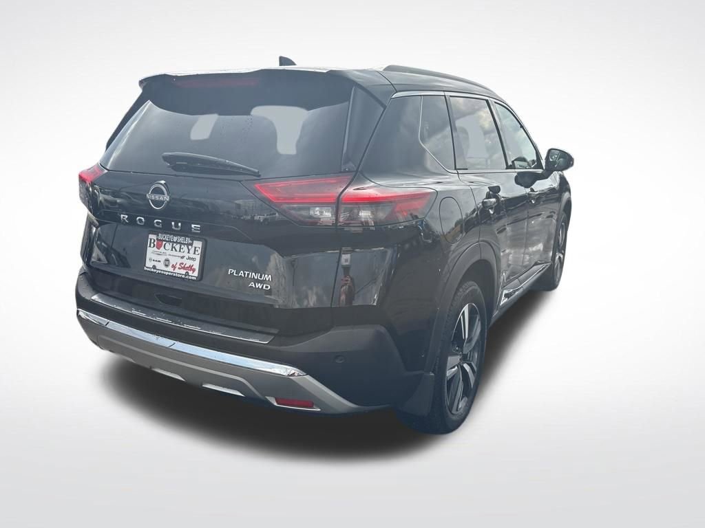 Used 2022 Nissan Rogue Platinum w/ Head-Up Display Package image 3