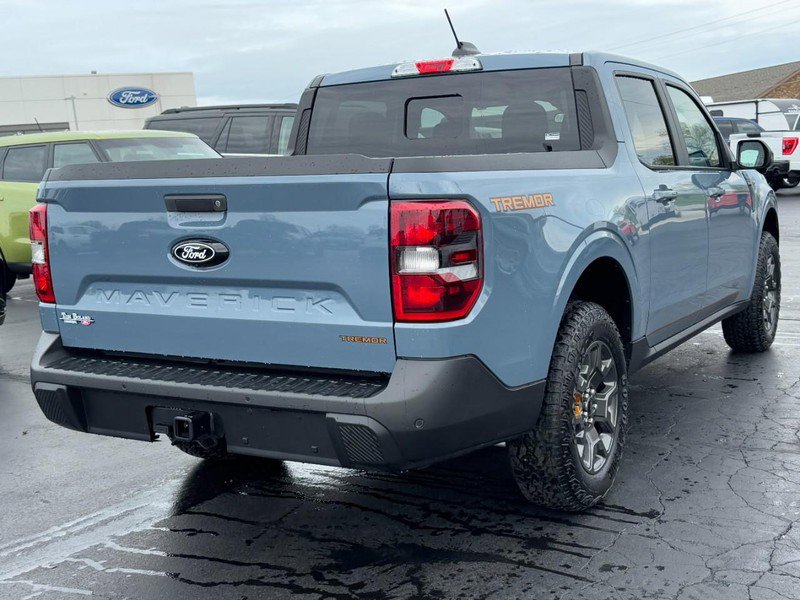 Used 2025 Ford Maverick Tremor image 3