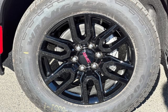 Used 2026 GMC Sierra 1500 Elevation AWD/4WD image 24