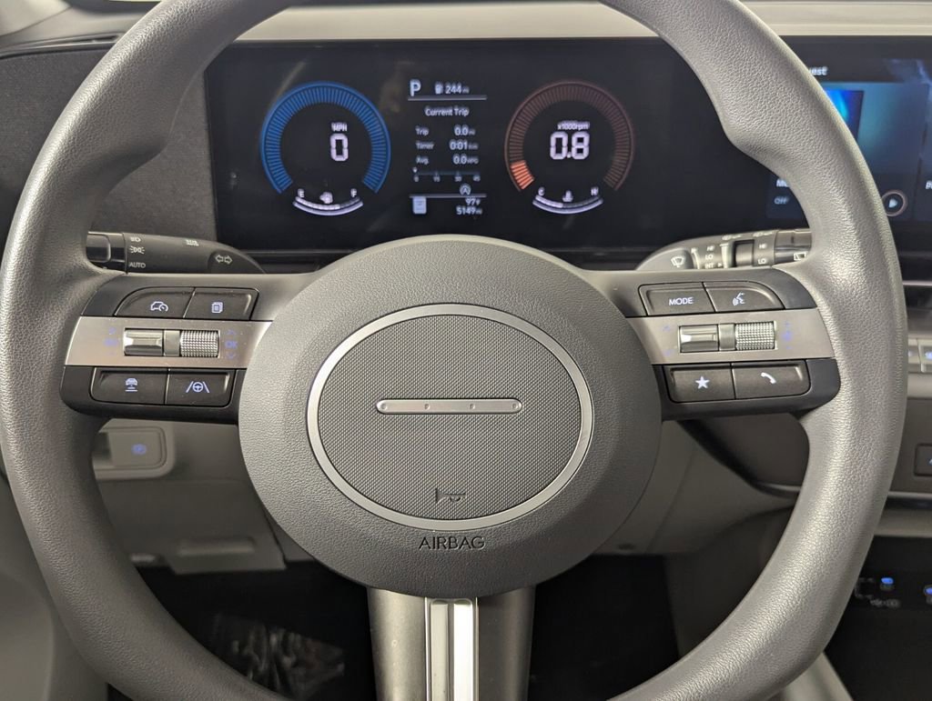 Certified 2026 Hyundai Kona SE image 18