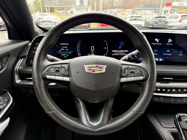 Used 2024 Cadillac XT4 Sport image 46