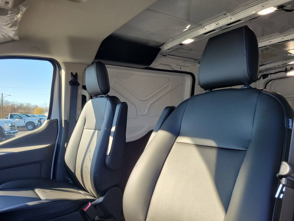 New 2025 Ford Transit 250 Low Roof AWD image 23