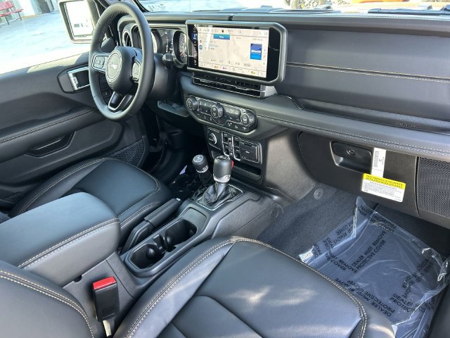 New 2026 Jeep Gladiator Sport AWD/4WD image 13
