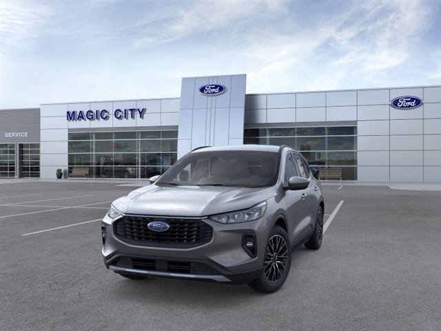 New 2026 Ford Escape SE image 2