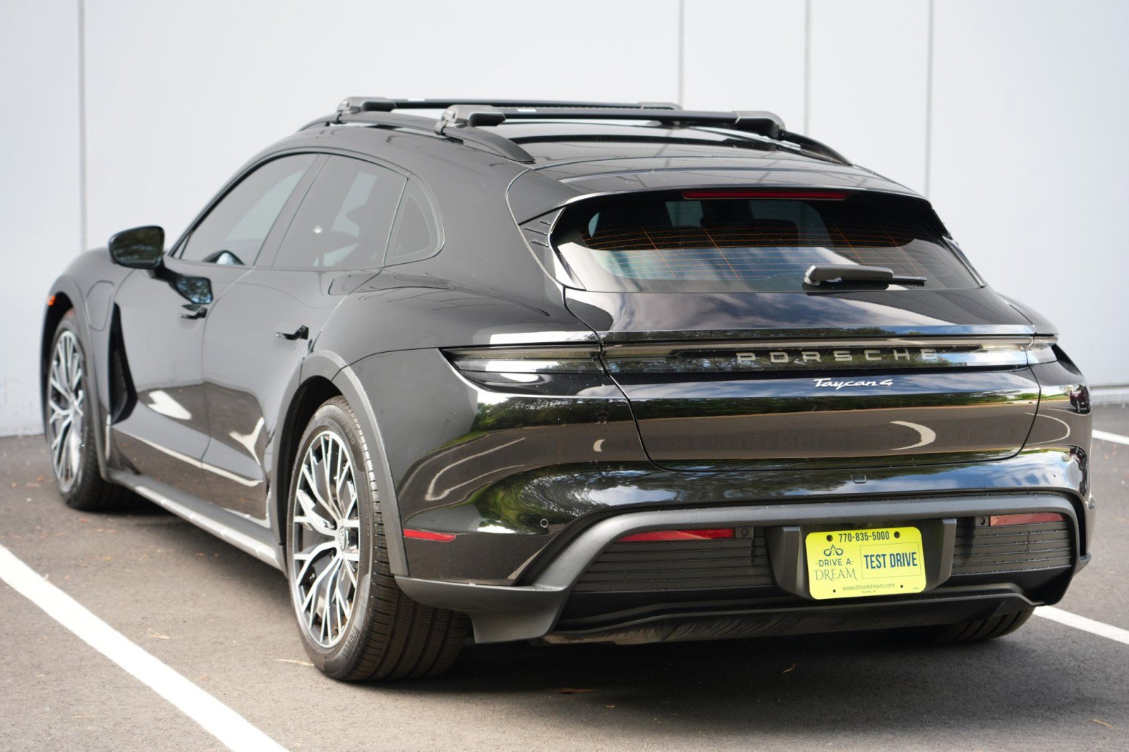Used 2023 Porsche Taycan 4 Cross Turismo w/ Premium Package AWD/4WD image 49