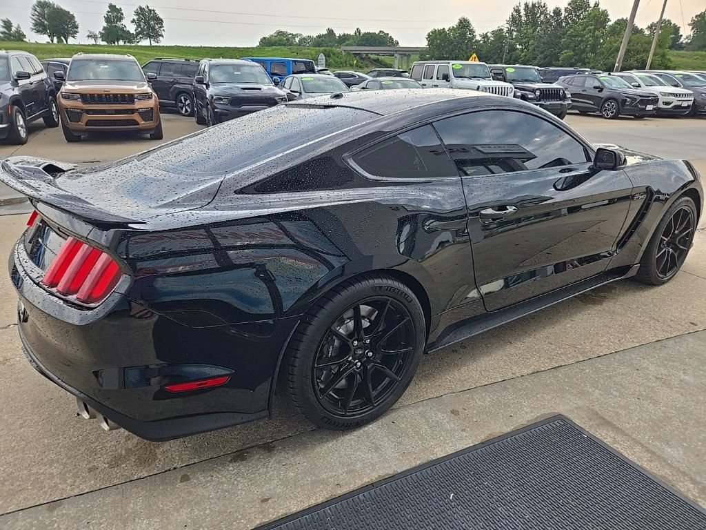 Used 2019 Ford Mustang Shelby GT350 w/ Technology Package RWD image 12