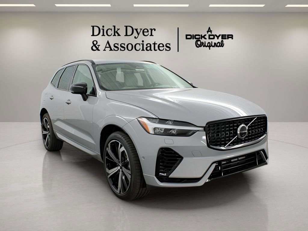 New 2025 Volvo XC60 T8 Ultra w/ Protection Package Premier image 10