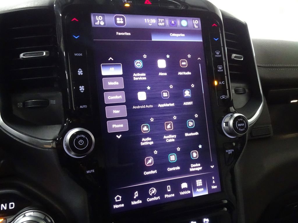 Used 2025 RAM 1500 Laramie image 30