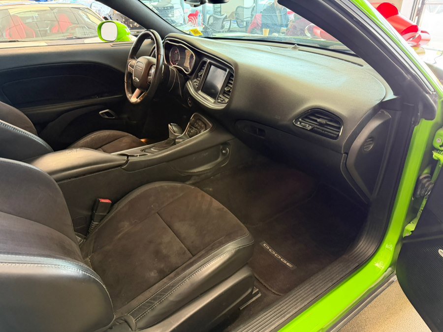 Used 2017 Dodge Challenger GT w/ Driver Convenience Group image 26