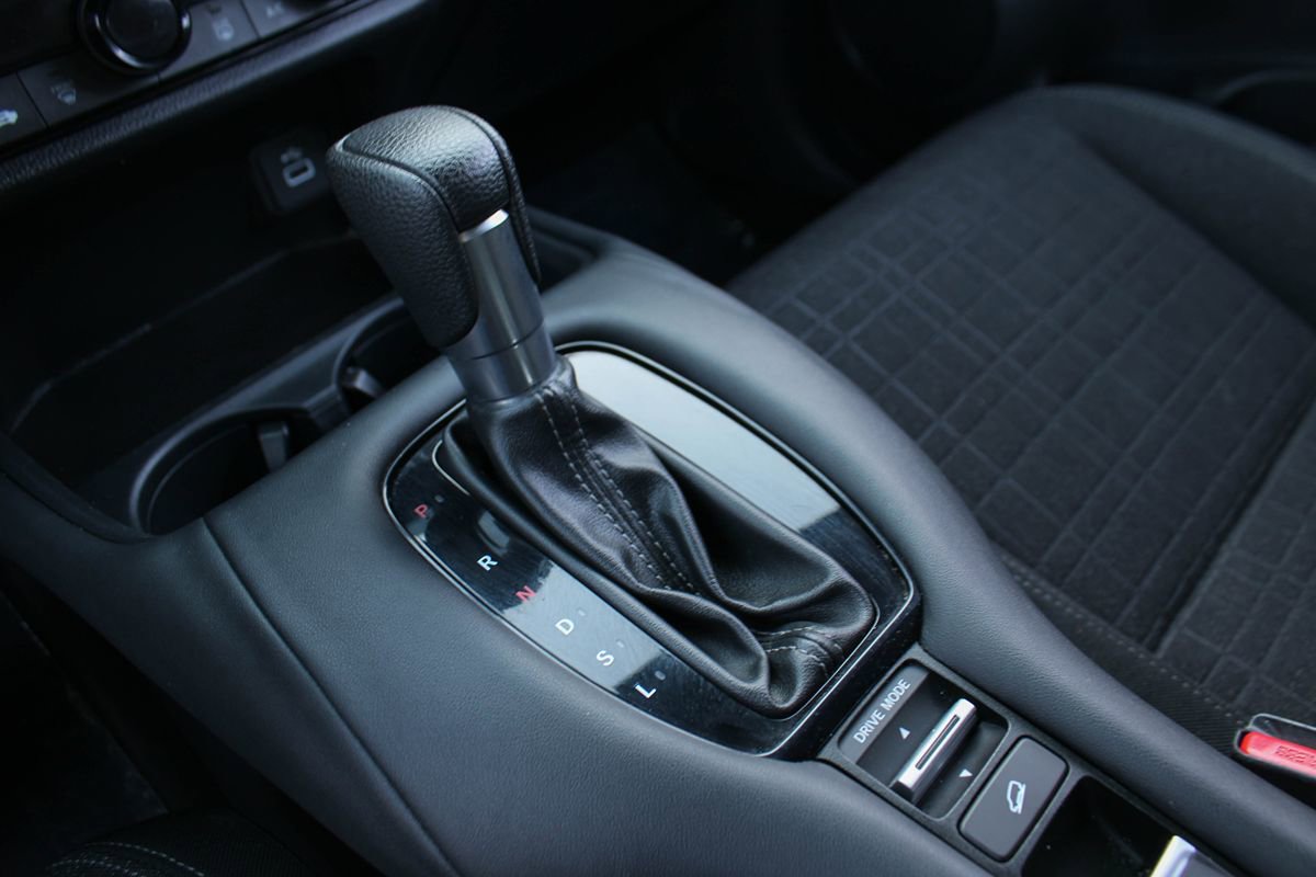 Used 2023 Honda HR-V LX image 37