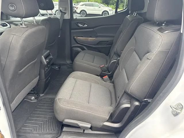Used 2023 GMC Acadia SLE w/ Driver Convenience Package FWD image 15