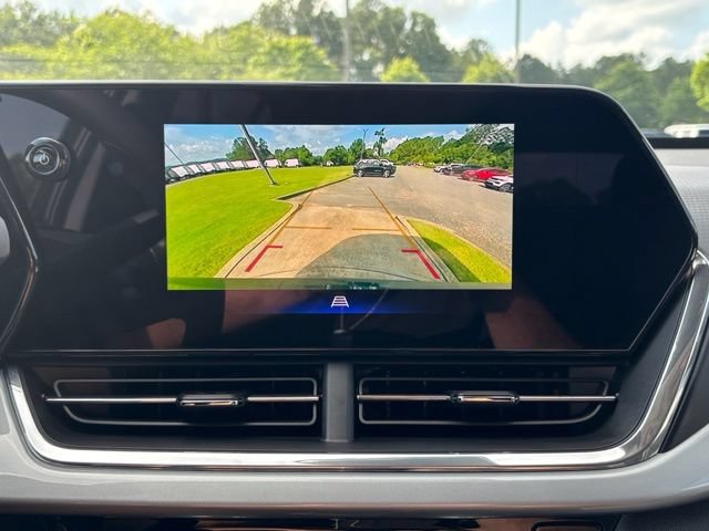 Used 2025 Chevrolet Trax LT FWD image 20