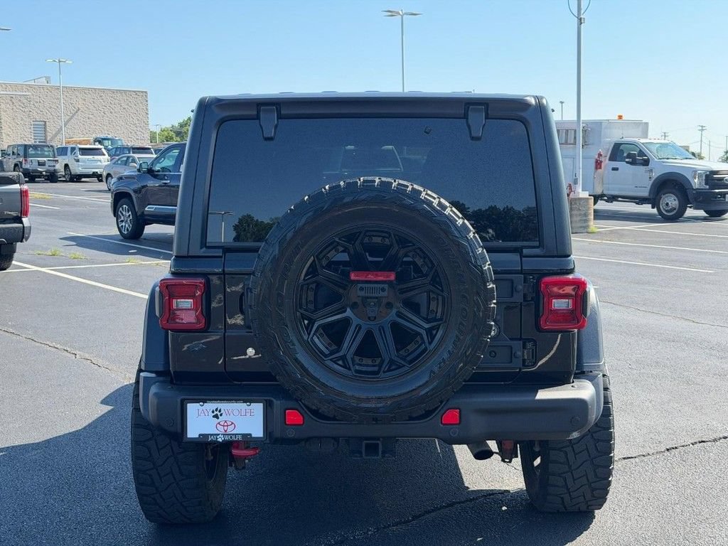 Used 2018 Jeep Wrangler Unlimited Rubicon AWD/4WD image 5