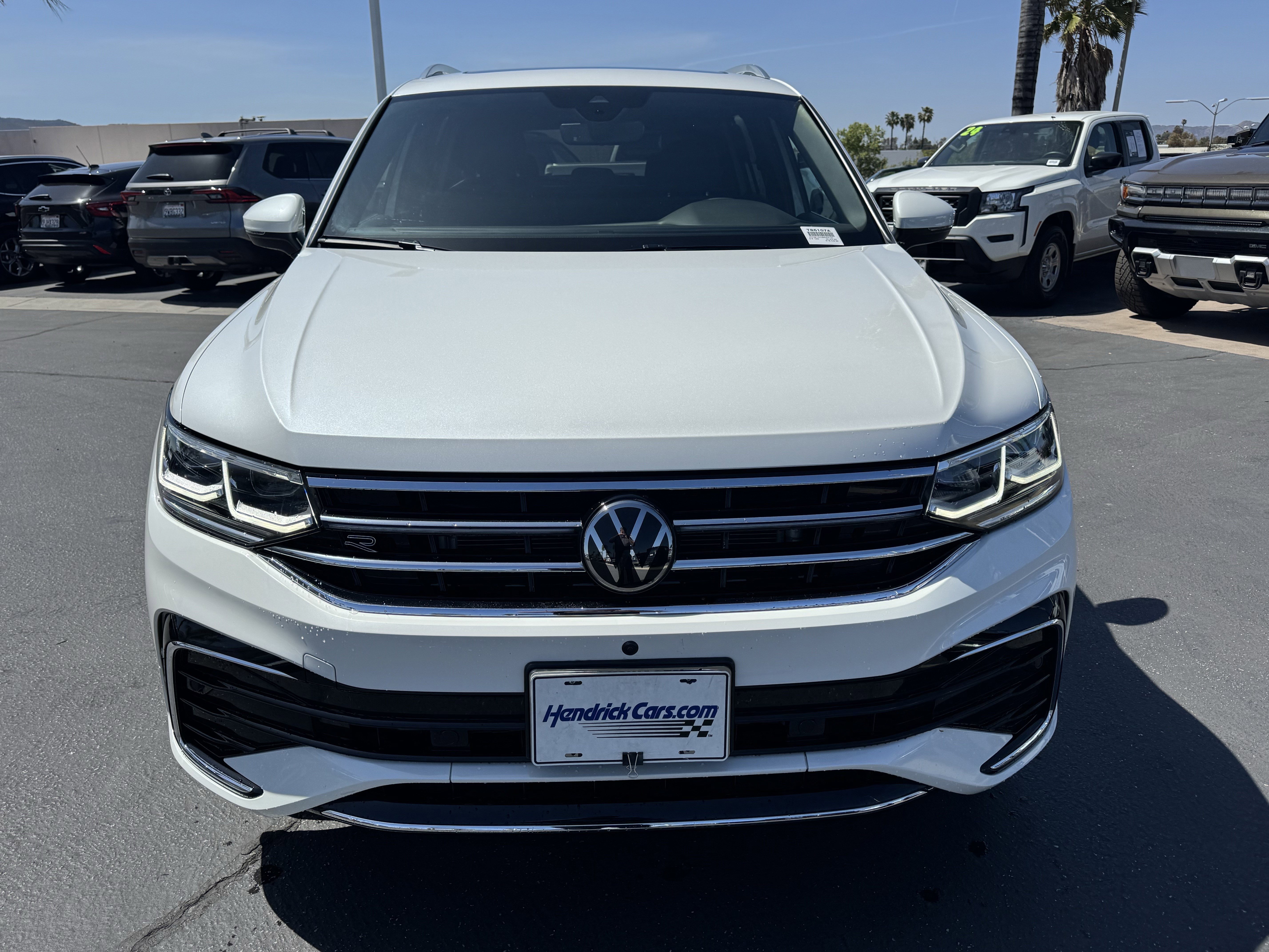 Certified 2024 Volkswagen Tiguan SEL R-Line AWD/4WD image 3