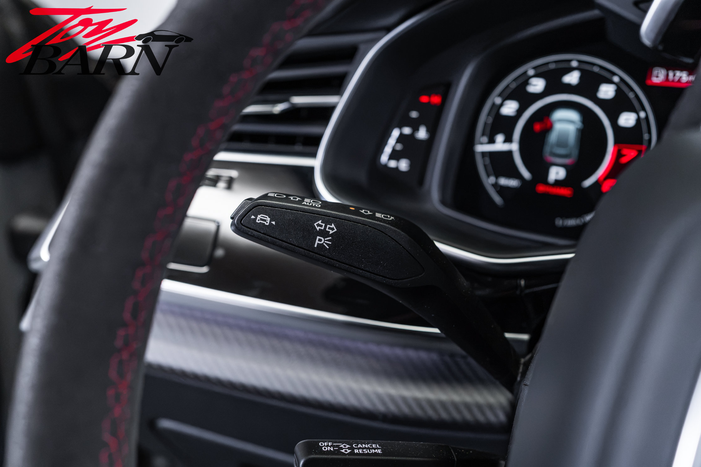 Used 2024 Audi RS Q8 AWD/4WD image 36