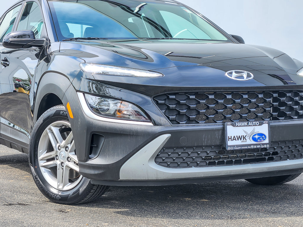 Used 2022 Hyundai Kona SE AWD/4WD image 2