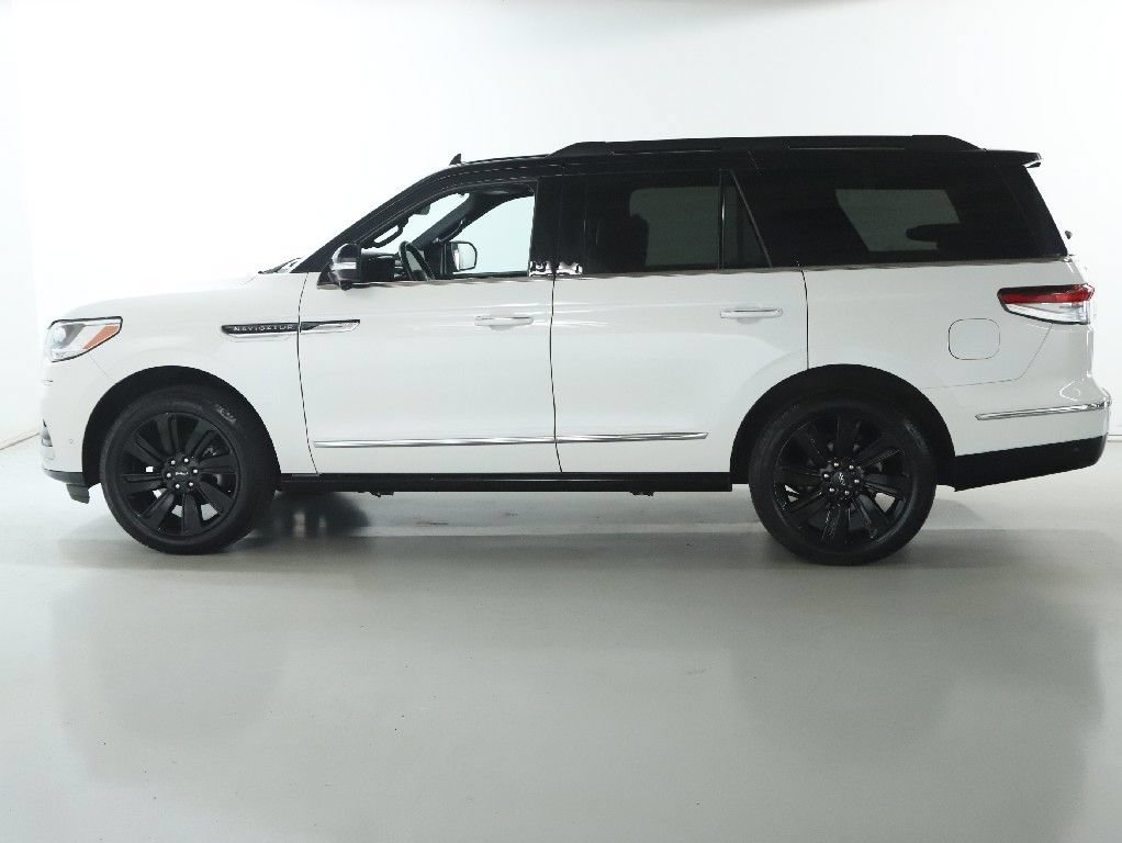 Certified 2023 Lincoln Navigator Black Label AWD/4WD image 44