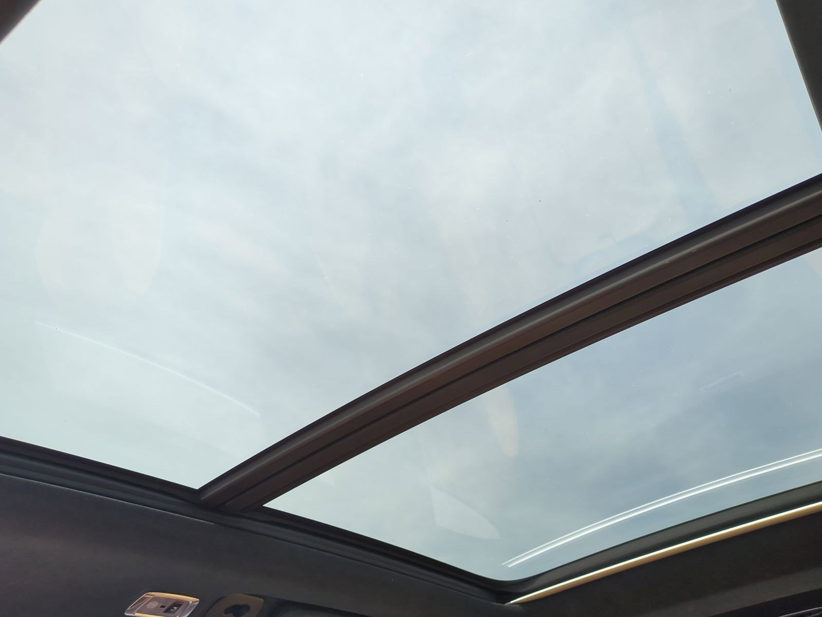 Used 2021 Volvo XC90 T6 Inscription w/ Lounge Package image 28