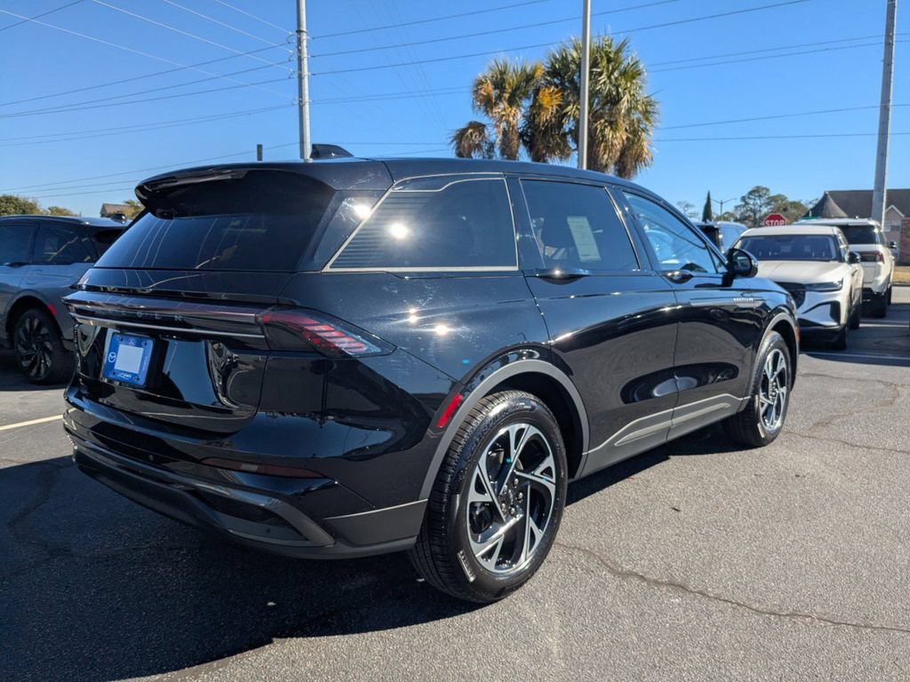 New 2026 Lincoln Nautilus Premier w/ Equipment Group 102A AWD/4WD image 4