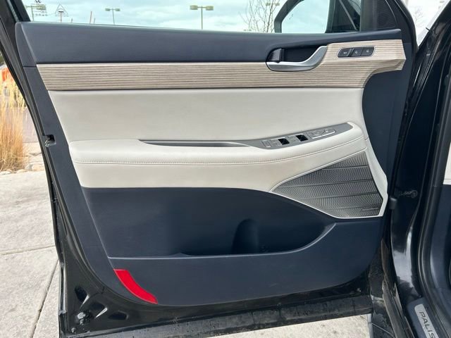 Used 2022 Hyundai Palisade Limited w/ Cargo Package image 22