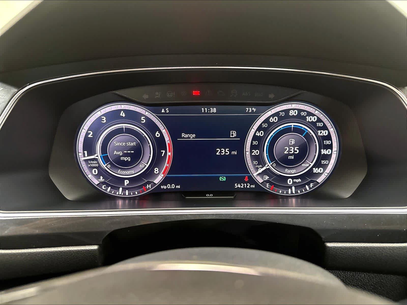 Used 2018 Volkswagen Tiguan SEL Premium AWD/4WD image 16