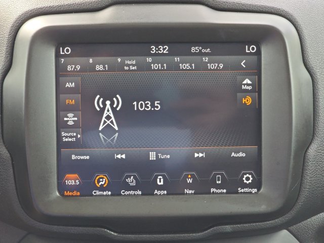 Used 2022 Jeep Renegade Limited w/ Sun, Sound & Wheels Group AWD/4WD image 26