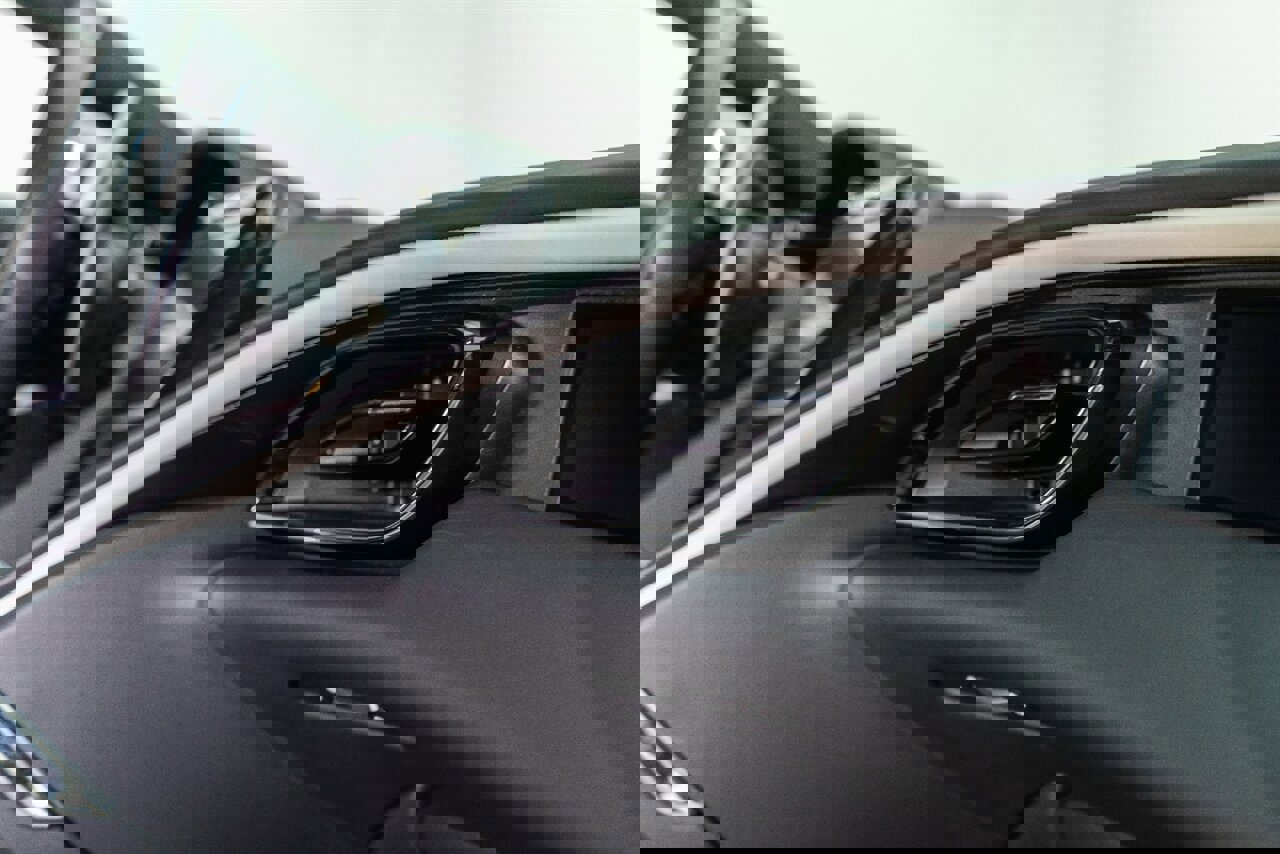 Used 2021 Ferrari Roma image 60