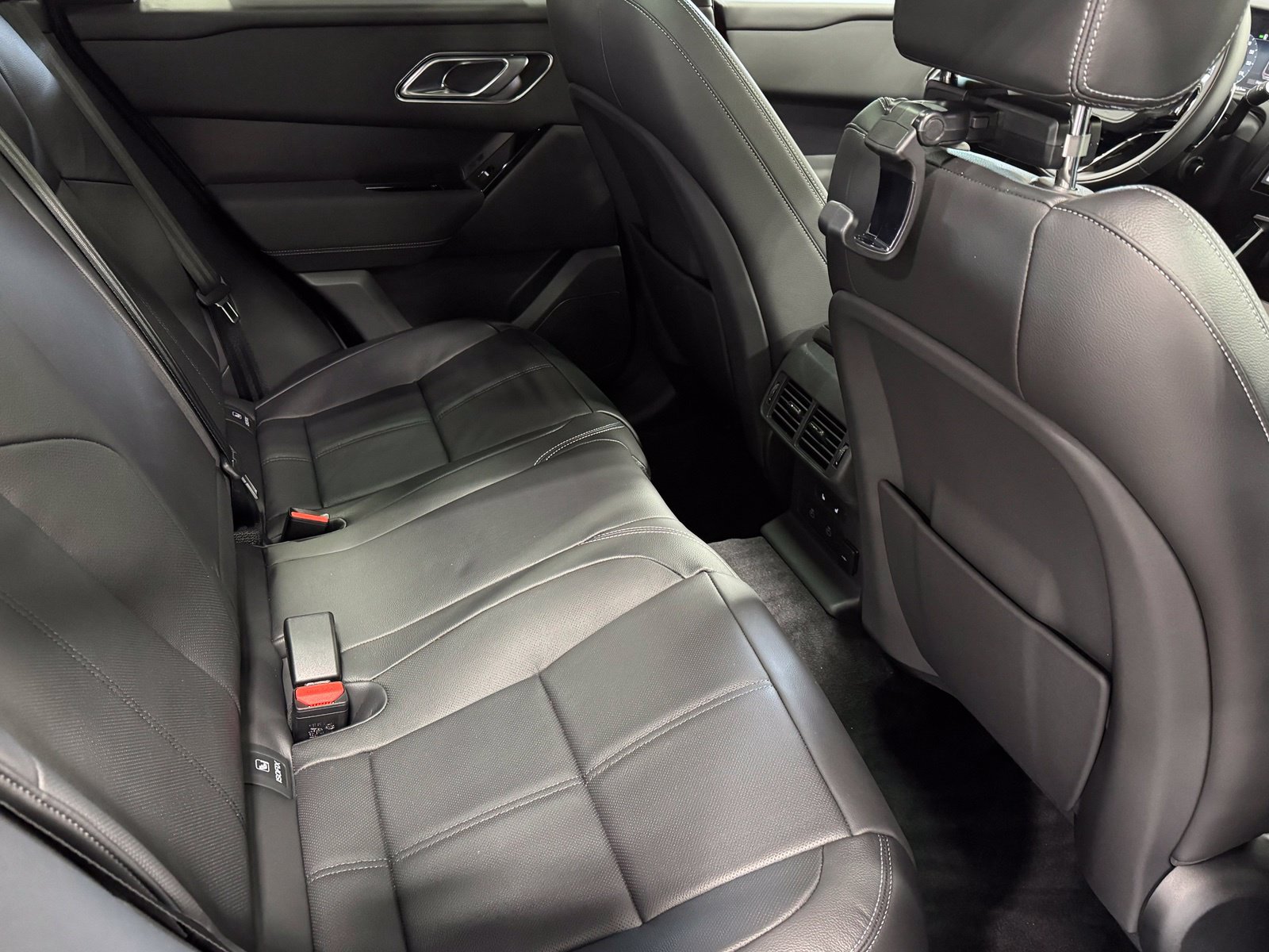 New 2026 Land Rover Range Rover Velar Belgravia AWD/4WD image 45