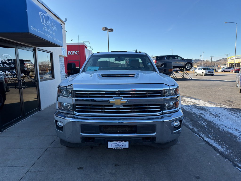 Used 2017 Chevrolet Silverado 3500 LT w/ LT Convenience Package image 3