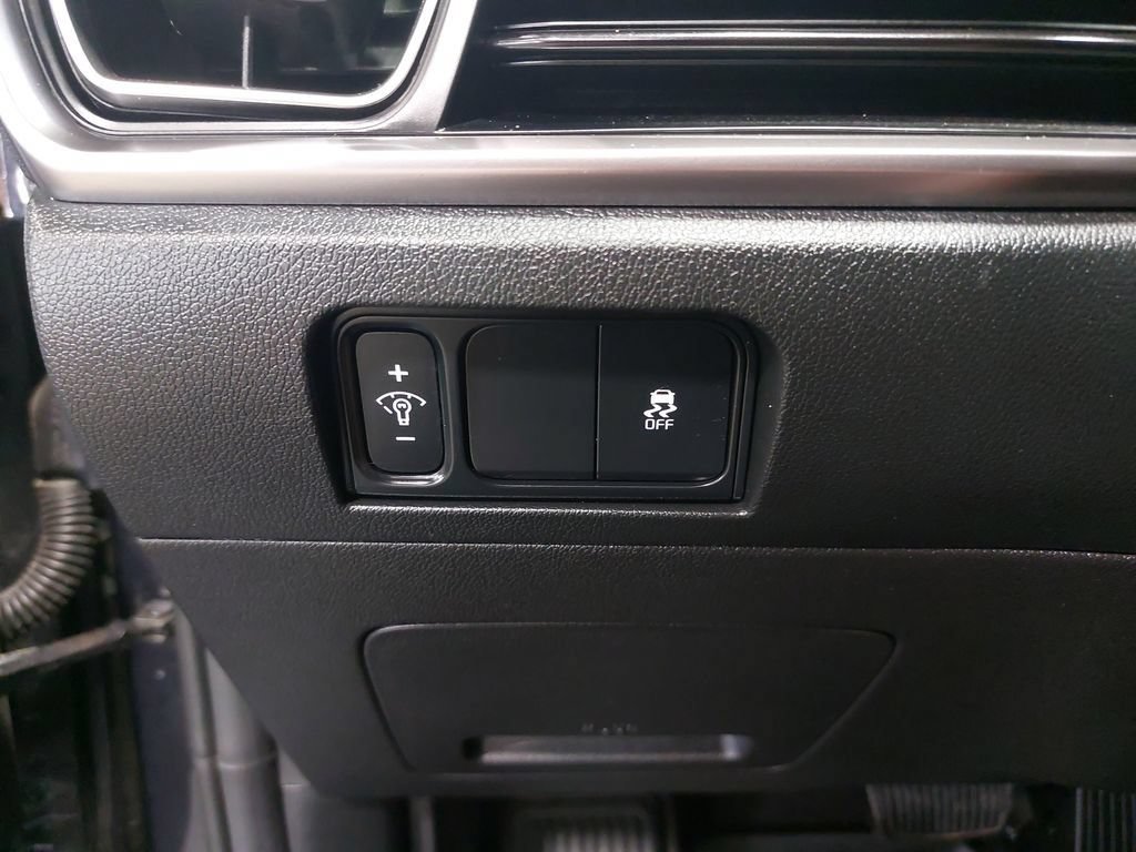 Used 2025 Kia Sorento S w/ Panoramic Sunroof Package FWD image 13